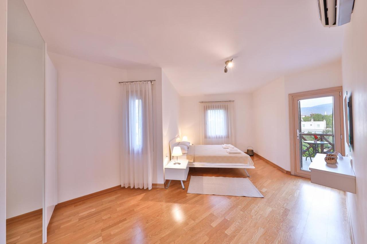 Apartament Myndos &